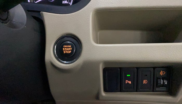 2017 Maruti Ciaz ALPHA 1.4 PETROL, Petrol, Manual, 99,095 km, Keyless Start/ Stop Button