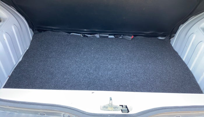 2019 Renault Kwid RXT 1.0 AMT (O), Petrol, Automatic, 21,427 km, Boot Inside