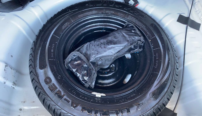 2019 Renault Kwid RXT 1.0 AMT (O), Petrol, Automatic, 21,427 km, Spare Tyre