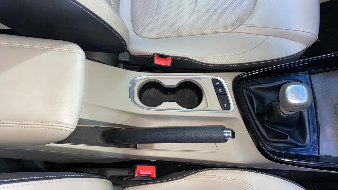 2021 MG HECTOR SHARP HYBRID 1.5 PETROL, Petrol, Manual, 6,054 km, Gear Lever