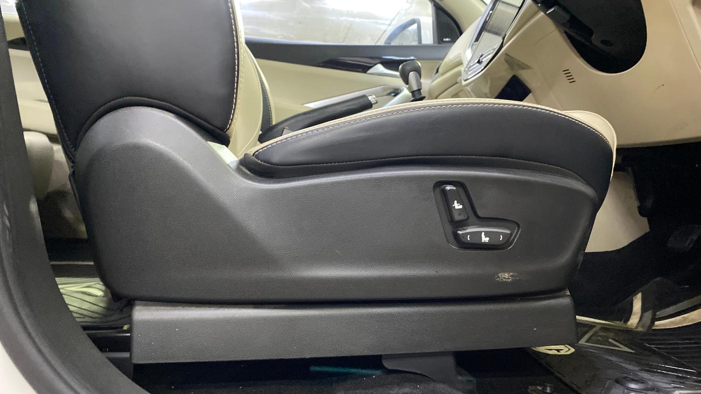 2021 MG HECTOR SHARP HYBRID 1.5 PETROL, Petrol, Manual, 6,054 km, Driver Side Adjustment Panel