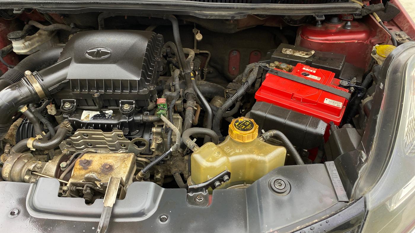 2018 Tata NEXON XZ PLUS PETROL, Petrol, Manual, 47,216 km, Engine View - Left
