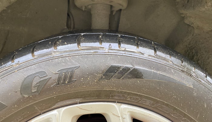 2016 Ford Ecosport TITANIUM 1.5L DIESEL, Diesel, Manual, 1,06,586 km, Right Front Tyre Tread