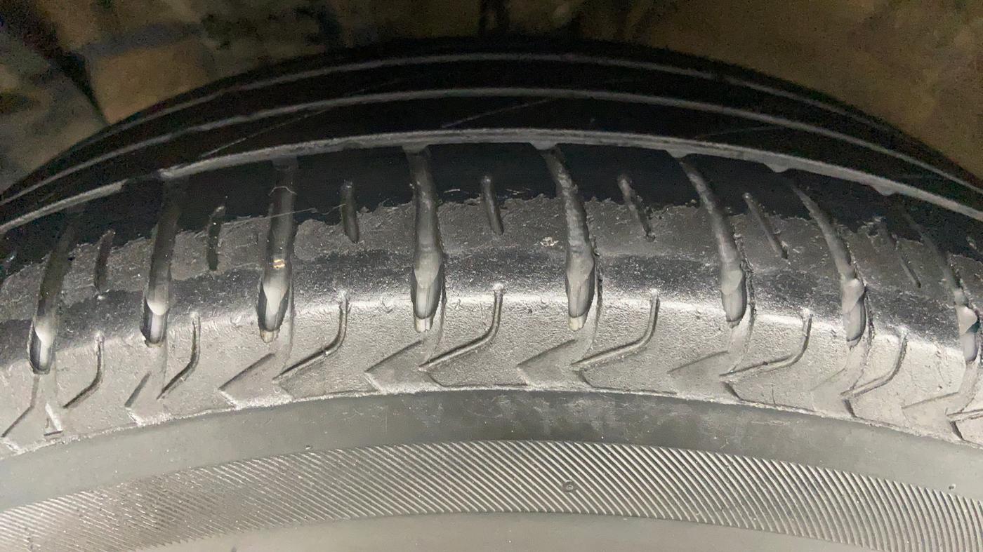 2019 Hyundai Creta 1.6 VTVT SX AUTO, Petrol, Automatic, 13,276 km, Left Front Tyre Tread