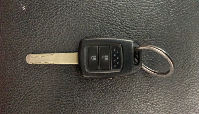 2017 Honda WR-V 1.2L I-VTEC VX MT, Petrol, Manual, 57,080 km, Key Close Up