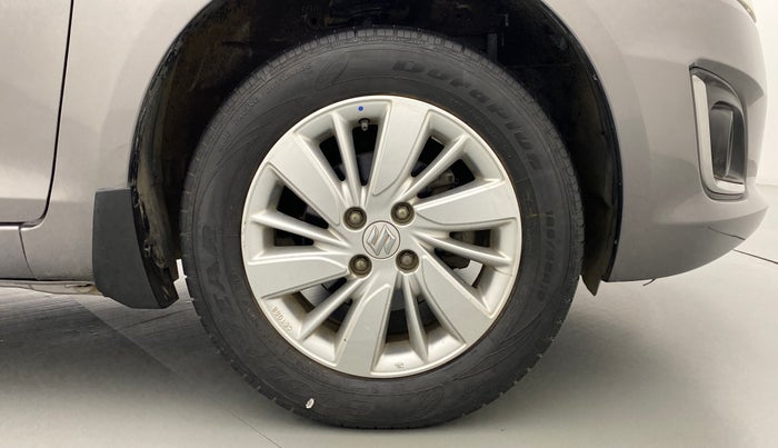2017 Maruti Swift ZDI, Diesel, Manual, 43,185 km, Right Front Wheel