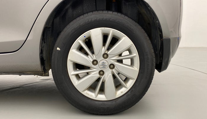 2017 Maruti Swift ZDI, Diesel, Manual, 43,185 km, Left Rear Wheel
