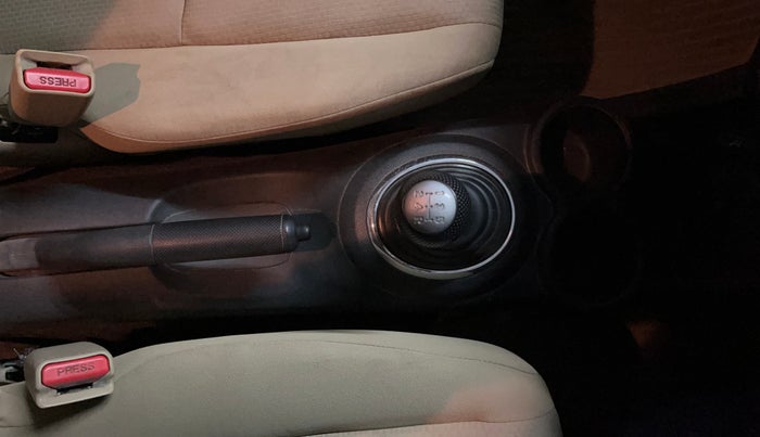 2017 Honda Amaze 1.2L I-VTEC S, Petrol, Manual, 69,980 km, Gear Lever