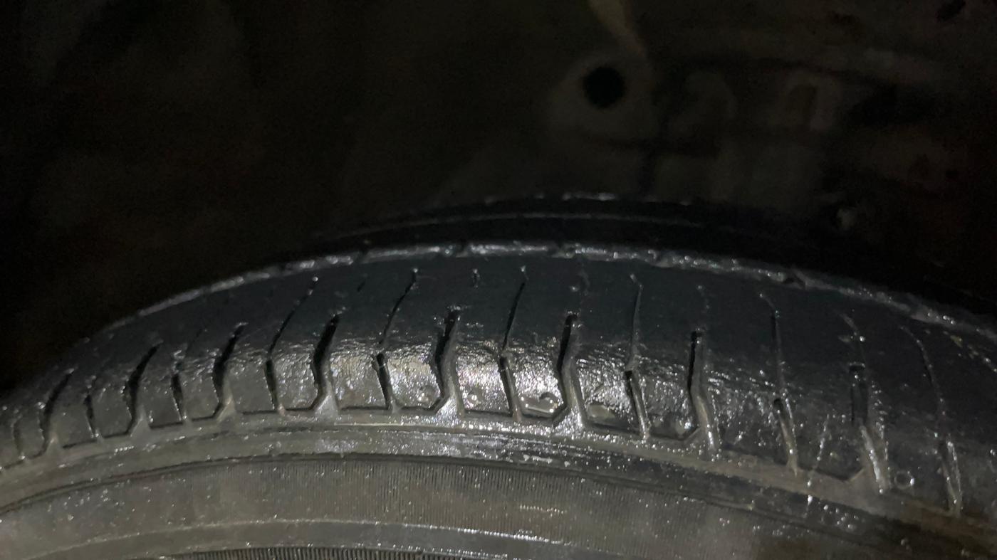 2017 Honda Amaze 1.2L I-VTEC S, Petrol, Manual, 70,007 km, Right Front Tyre Tread
