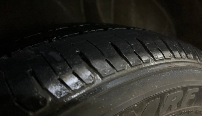 2017 Honda Amaze 1.2L I-VTEC S, Petrol, Manual, 69,980 km, Right Rear Tyre Tread