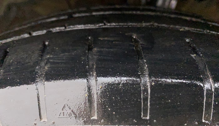 2020 Maruti Swift ZXI PLUS, Petrol, Manual, 52,488 km, Left Front Tyre Tread