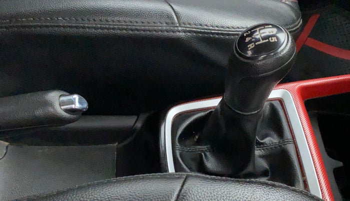 2020 Maruti Swift ZXI PLUS, Petrol, Manual, 52,488 km, Gear Lever