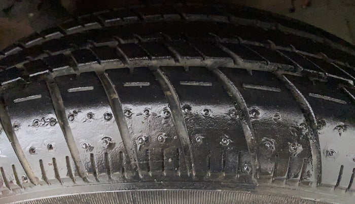 2018 Maruti Celerio ZXI D, Petrol, Manual, 7,044 km, Left Front Tyre Tread