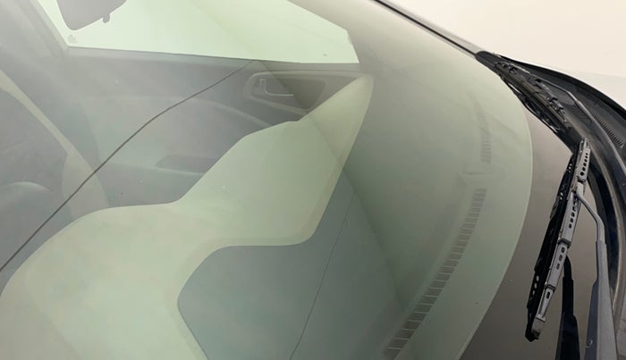 2018 Hyundai Elite i20 ASTA 1.2  CVT, Petrol, Automatic, 41,521 km, Front windshield - Minor spot on windshield