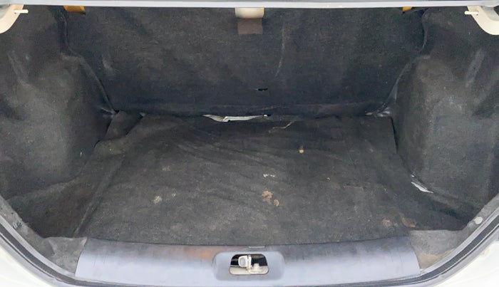 2014 Maruti Swift Dzire VDI BS IV, Diesel, Manual, 1,26,729 km, Boot Inside