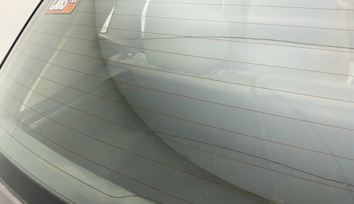2012 Volkswagen Polo HIGHLINE1.2L, Petrol, Manual, 90,995 km, Rear windshield - Minor spot on windshield