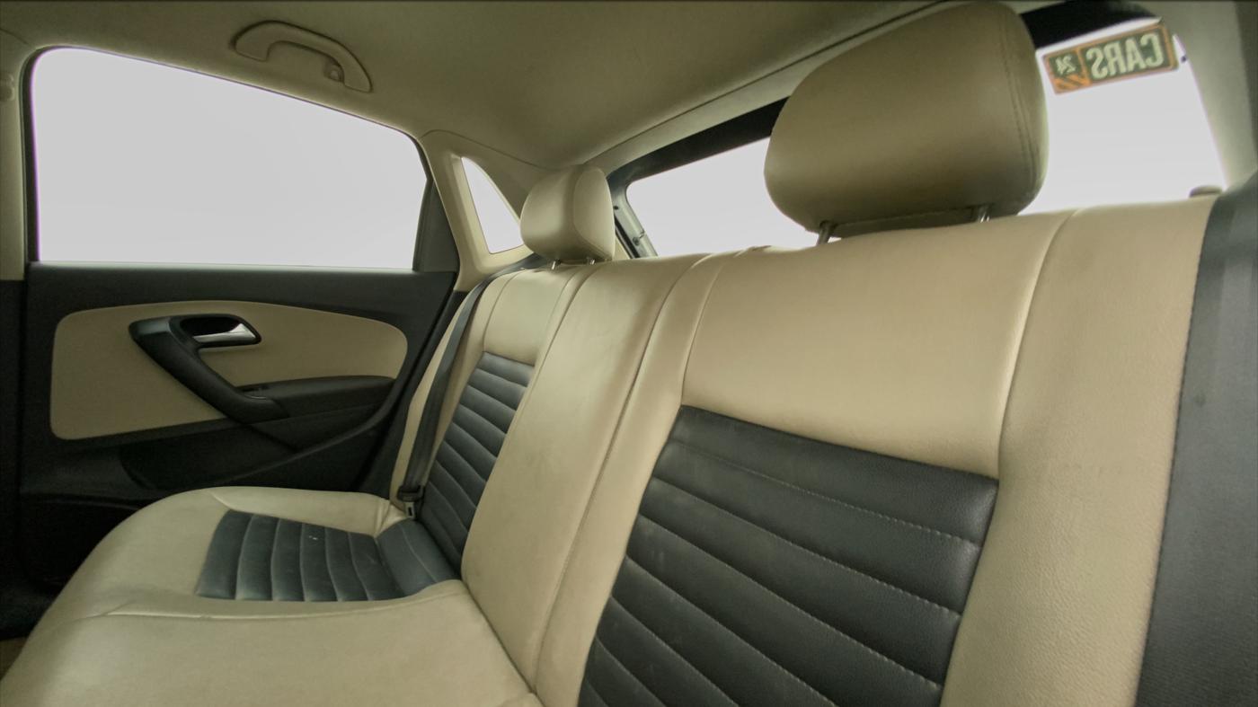 2012 Volkswagen Polo HIGHLINE1.2L, Petrol, Manual, 90,995 km, Right Side Rear Door Cabin