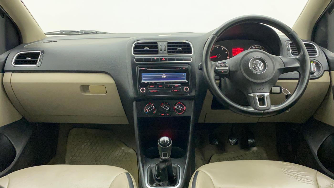 2012 Volkswagen Polo HIGHLINE1.2L, Petrol, Manual, 90,995 km, Dashboard