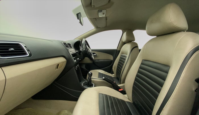 2012 Volkswagen Polo HIGHLINE1.2L, Petrol, Manual, 90,995 km, Right Side Front Door Cabin