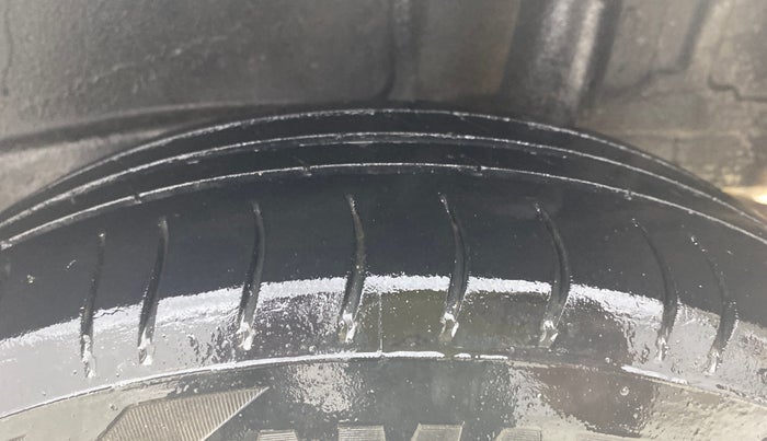 2021 Maruti New Wagon-R LXI CNG 1.0, CNG, Manual, 1,09,318 km, Left Rear Tyre Tread