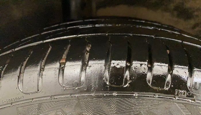 2016 Ford Ecosport TITANIUM 1.5L PETROL AT, Petrol, Automatic, 64,212 km, Right Rear Tyre Tread