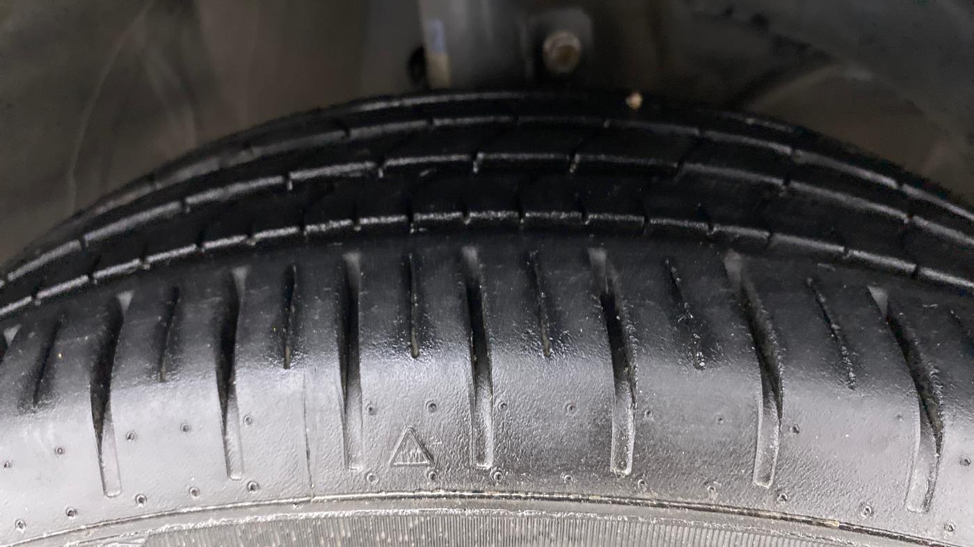 2021 Toyota Glanza V CVT, Petrol, Automatic, 11,499 km, Right Front Tyre Tread