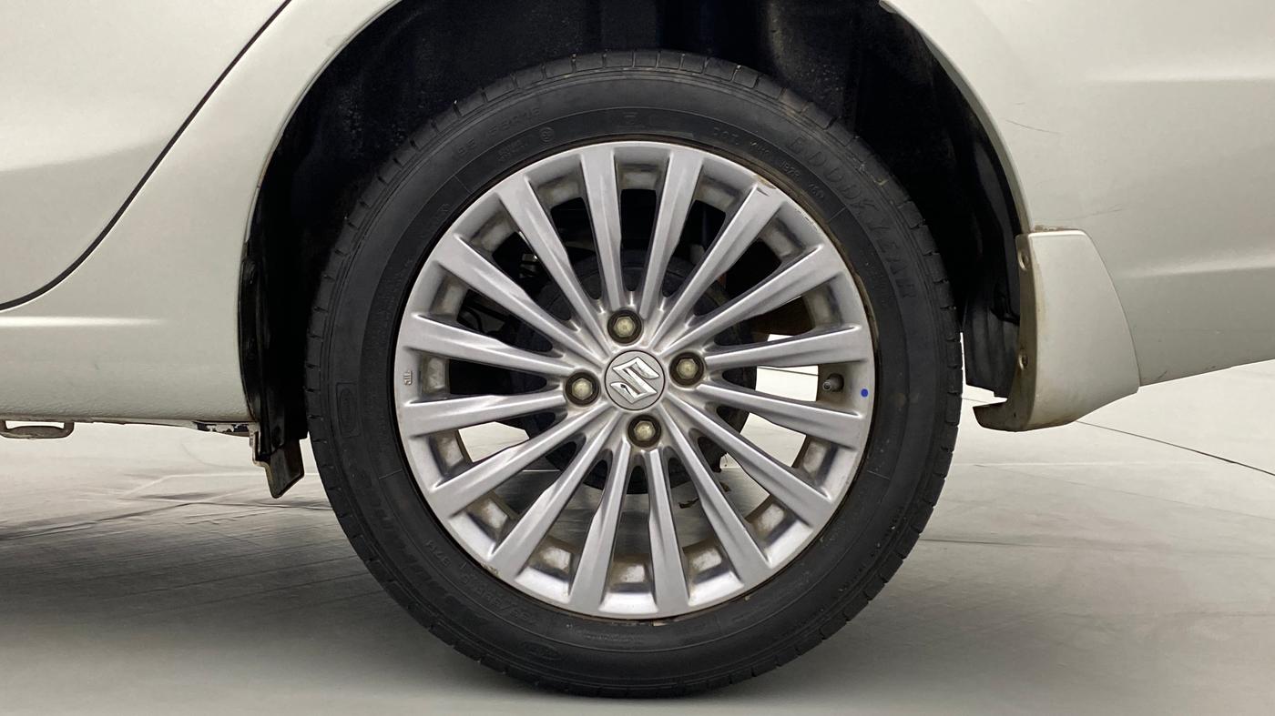 2018 Maruti Ciaz ALPHA 1.4 VVT AMT, Petrol, Automatic, 24,798 km, Left Rear Wheel