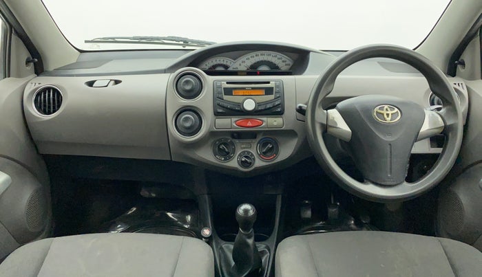 2011 Toyota Etios V, Petrol, Manual, 50,491 km, Dashboard