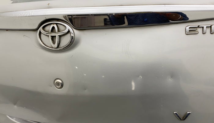 2011 Toyota Etios V, Petrol, Manual, 50,491 km, Dicky (Boot door) - Slightly dented
