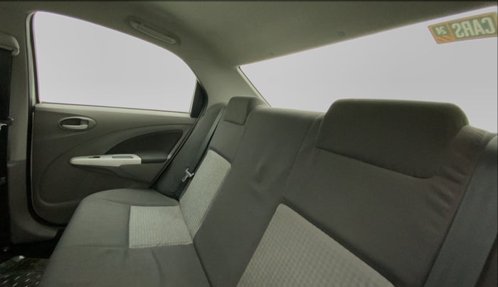 2011 Toyota Etios V, Petrol, Manual, 50,491 km, Right Side Rear Door Cabin