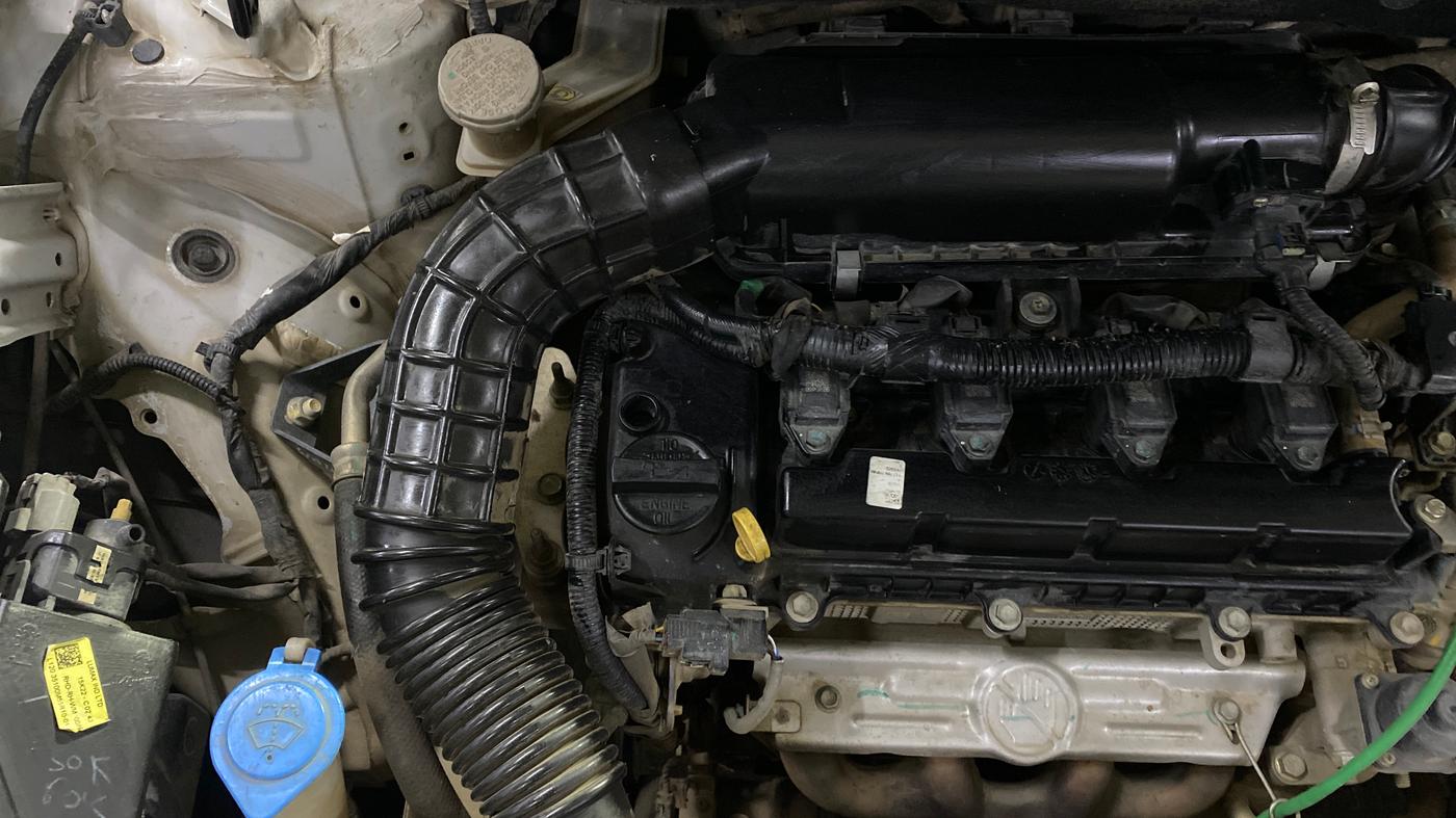2022 Maruti Dzire LXI, CNG, Manual, 32,324 km, Engine View - Right