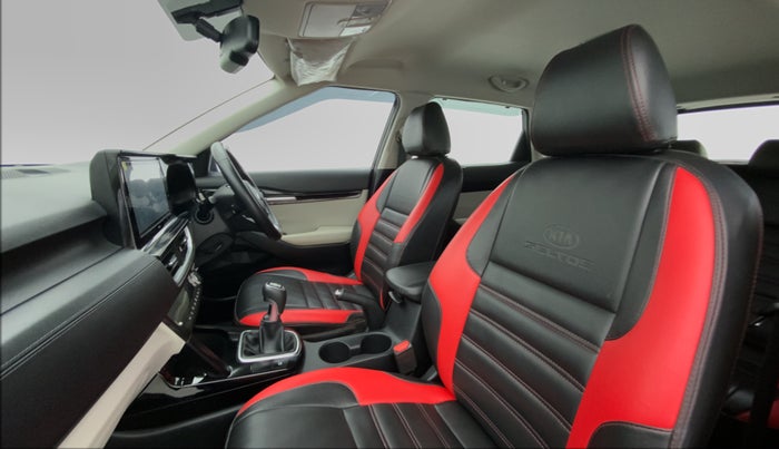 2019 KIA SELTOS HTX 1.5 PETROL MT, Petrol, Manual, 22,924 km, Right Side Front Door Cabin