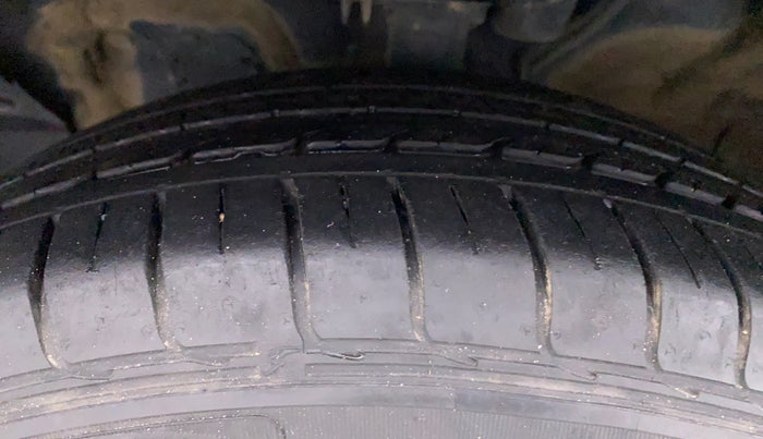 2019 KIA SELTOS HTX 1.5 PETROL MT, Petrol, Manual, 22,924 km, Left Front Tyre Tread
