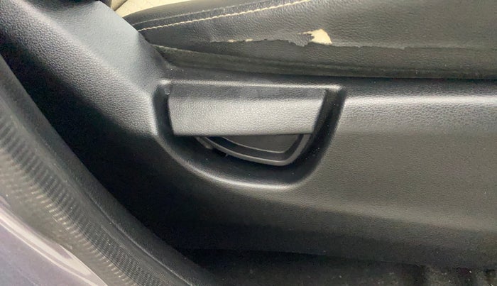 2019 Hyundai NEW SANTRO SPORTZ AMT, Petrol, Automatic, 55,219 km, Driver Side Adjustment Panel