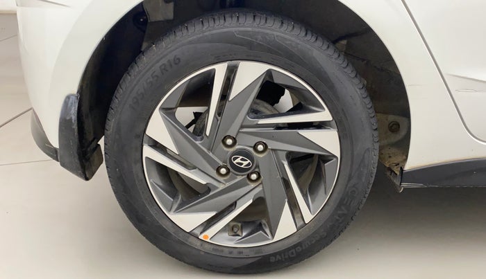 2021 Hyundai NEW I20 Asta 1.0 GDI Turbo IMT, Petrol, Manual, 56,450 km, Right Rear Wheel