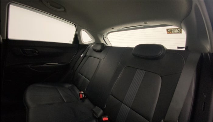 2021 Hyundai NEW I20 Asta 1.0 GDI Turbo IMT, Petrol, Manual, 56,450 km, Right Side Rear Door Cabin