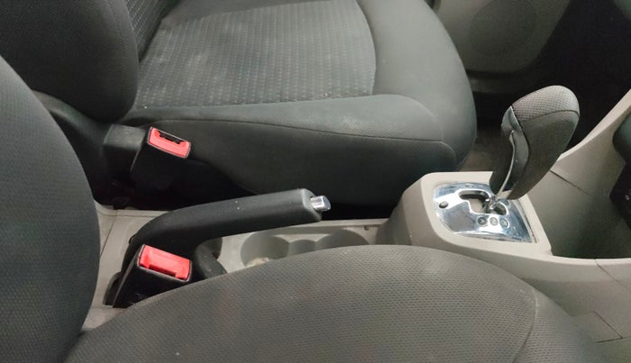 2018 Tata Tiago XZA PETROL, Petrol, Automatic, 1,45,004 km, Gear Lever