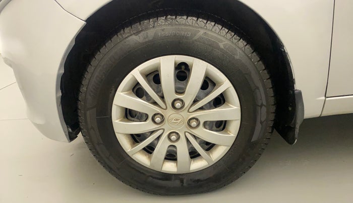 2014 Hyundai i10 SPORTZ 1.1, Petrol, Manual, 40,677 km, Left Front Wheel