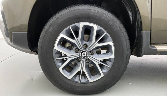 2020 Renault Duster RXZ, Petrol, Manual, 11,412 km, Left Front Wheel