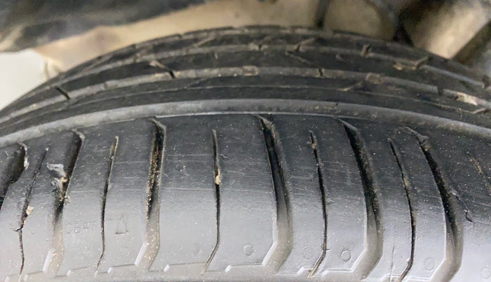 2018 Tata NEXON XZ+ 1.2, CNG, Manual, 60,163 km, Right Front Tyre Tread