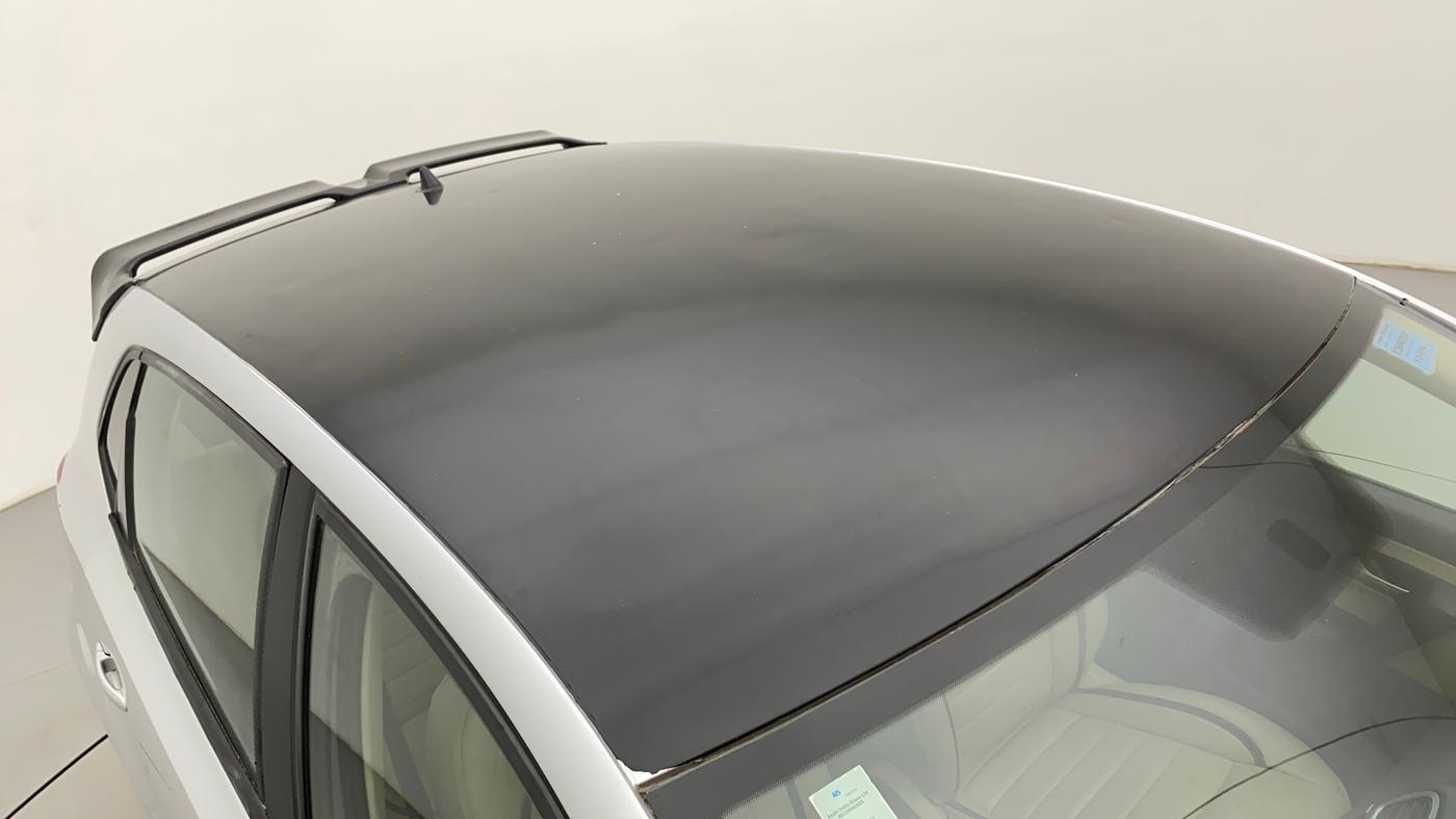 2014 Volkswagen Polo HIGHLINE1.2L, Petrol, Manual, 53,897 km, Roof