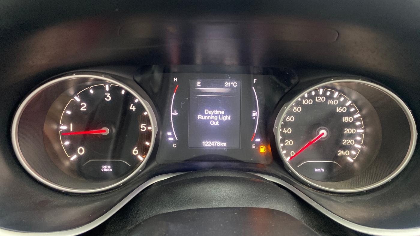 2018 Jeep Compass LIMITED (O) 2.0 DIESEL, Diesel, Manual, 1,22,447 km, Odometer Image