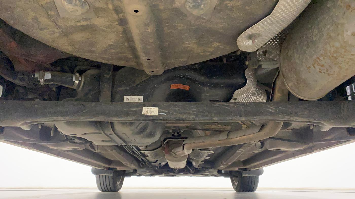 2022 Mahindra XUV300 W8 (O) 1.2 PETROL AMT, Petrol, Automatic, 8,444 km, Rear Underbody