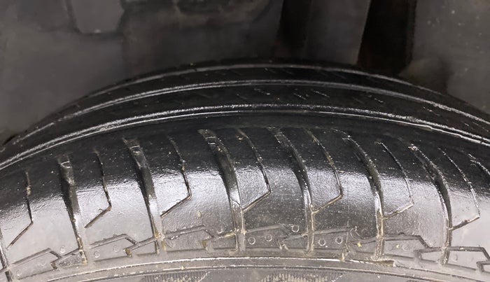 2022 Maruti Swift VXI, Petrol, Manual, 17,534 km, Left Rear Tyre Tread