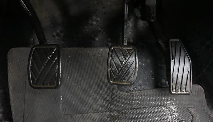 2022 Maruti Swift VXI, Petrol, Manual, 17,534 km, Pedals
