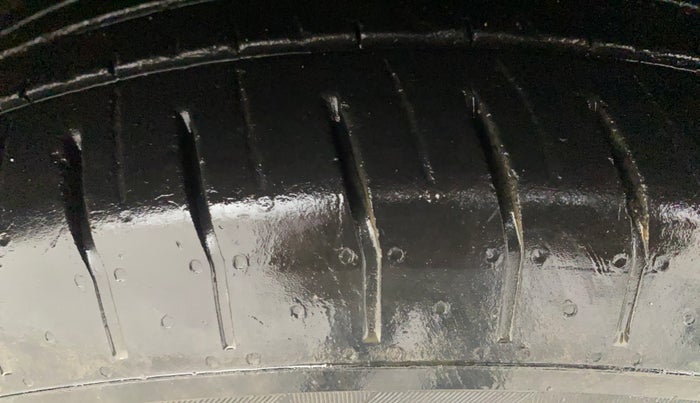 2021 Ford Ecosport TITANIUM 1.5L PETROL, Petrol, Manual, 91,664 km, Right Front Tyre Tread