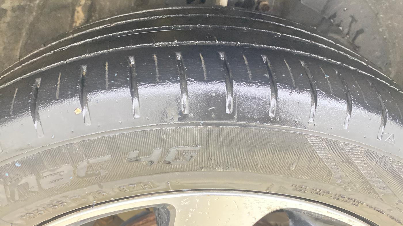 2021 Maruti Baleno ZETA PETROL 1.2, Petrol, Manual, 53,685 km, Right Front Tyre Tread