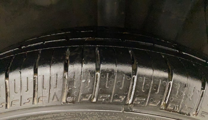 2014 Hyundai Grand i10 ASTA 1.2 KAPPA VTVT, Petrol, Manual, 84,362 km, Left Rear Tyre Tread