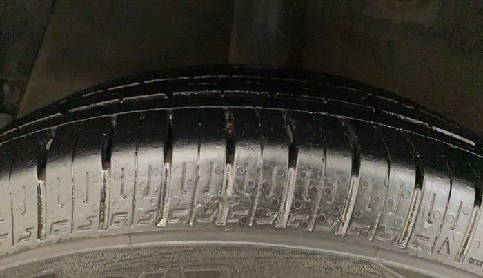 2014 Hyundai Grand i10 ASTA 1.2 KAPPA VTVT, Petrol, Manual, 84,362 km, Right Rear Tyre Tread