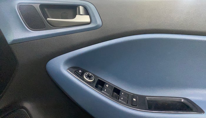 2016 Hyundai i20 Active 1.4 SX, Diesel, Manual, 64,863 km, Driver Side Door Panels Control